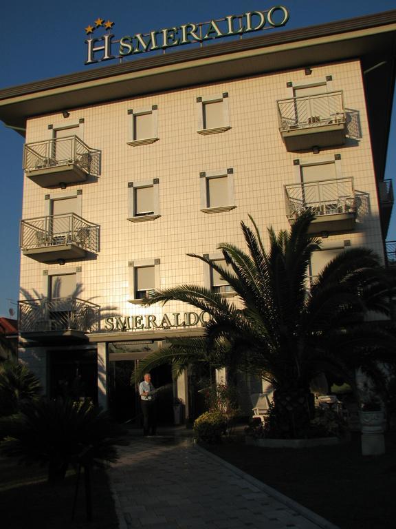 Hotel Smeraldo Lido di Camaiore Exterior photo