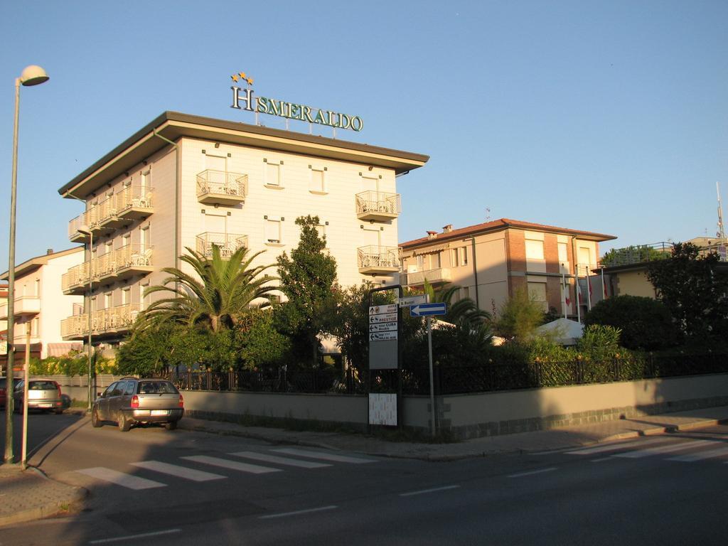 Hotel Smeraldo Lido di Camaiore Exterior photo
