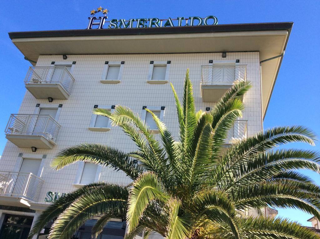 Hotel Smeraldo Lido di Camaiore Exterior photo