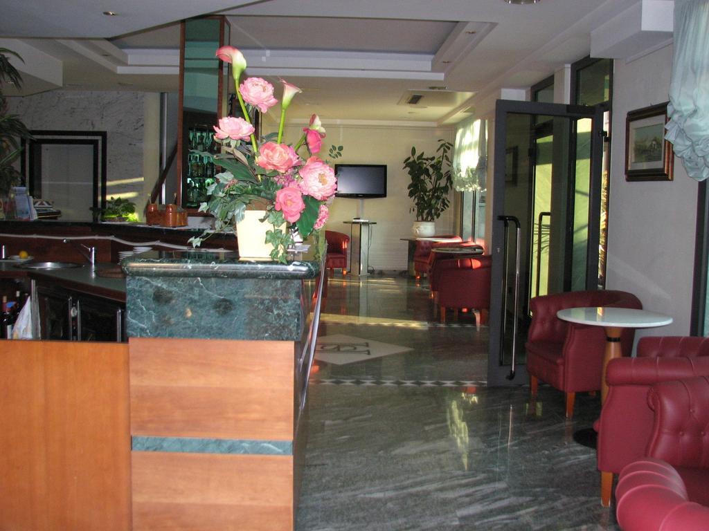 Hotel Smeraldo Lido di Camaiore Exterior photo